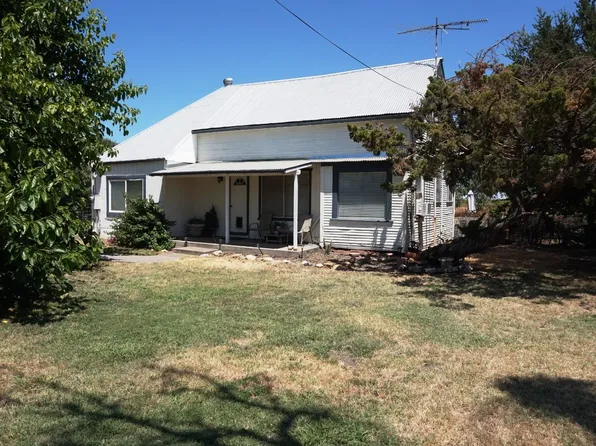 31343 Lone Tree Rd, Oakdale, CA 95361