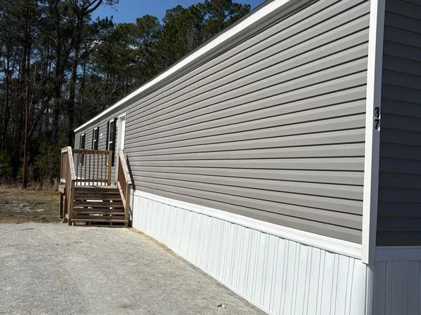 127 Hubert Blvd #37, Hubert, NC 28539