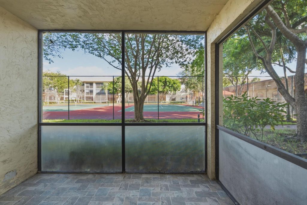 255 S Cypress Road #315, photo 9