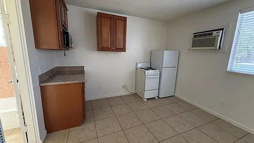 588 E. Mel Avenue - Hermosa Palms Photo 1
