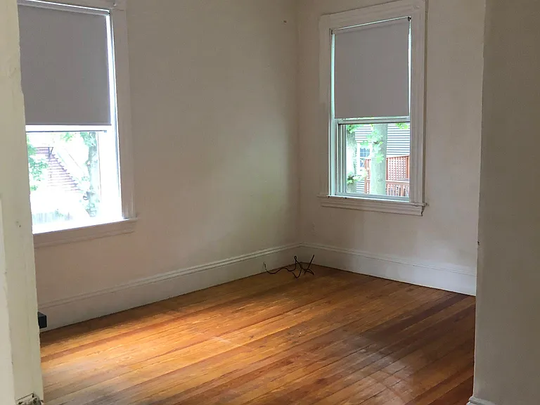 21 Wellington St — Photo 8
