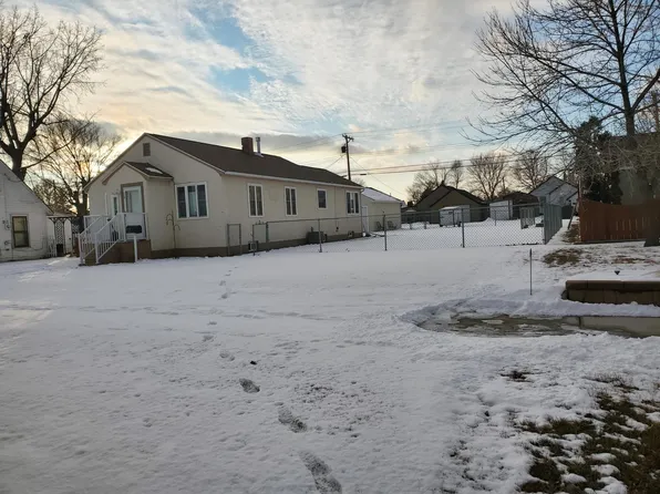 115 3rd Ave SW, Sidney, MT 59270