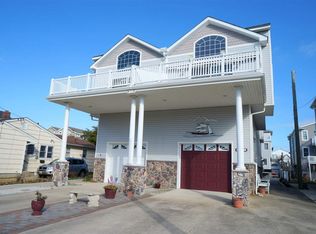 121 49th St #EAST, Sea Isle City, NJ 08243