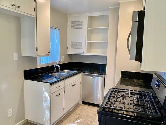4th image of 720 E Mountain St APT 5