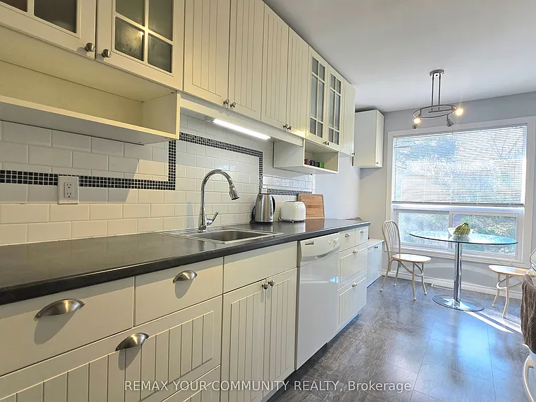 210 Highland Cres #19 — Photo 10