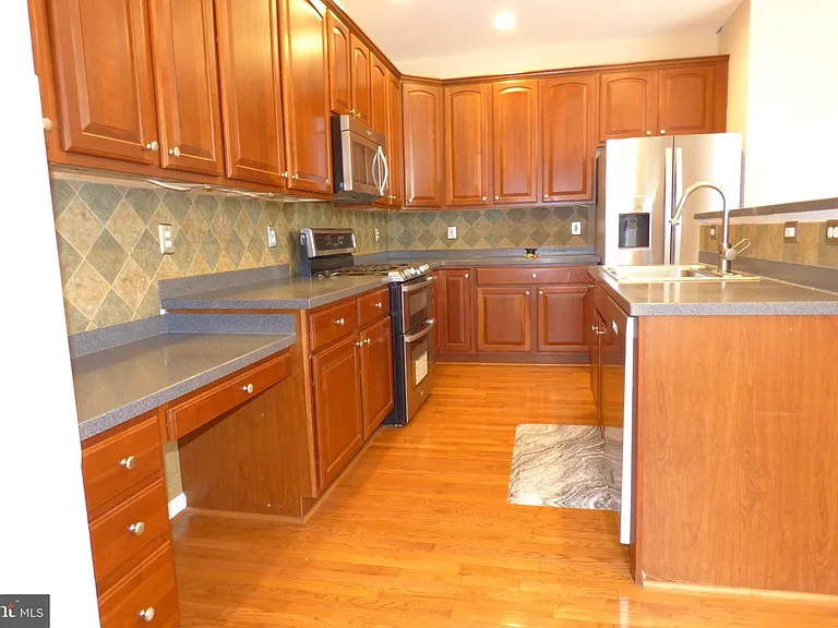 44286 Acushnet Ter — Photo 6