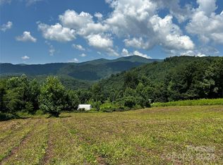 Sugar Loaf Mountain Rd, Marshall, NC 28753