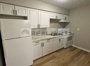 2069 Fontaine Rd #4, Lexington, KY 40502