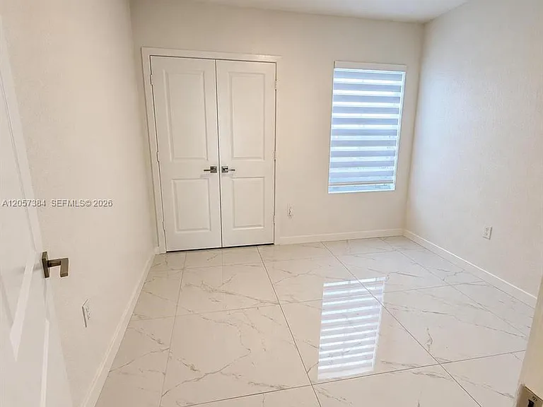 461 NE 5th Way #461 — Photo 9
