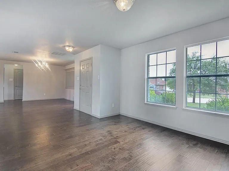3708 Ocean Dr — Photo 9