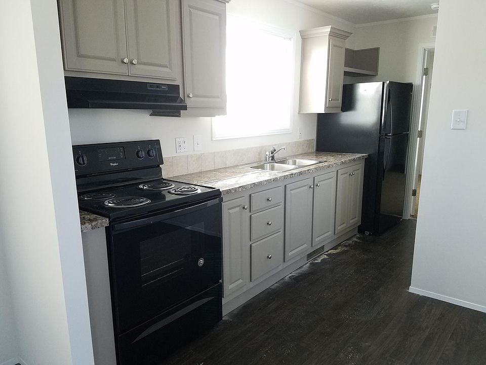 2nd image of 30 Town Mills Mobile Home Park