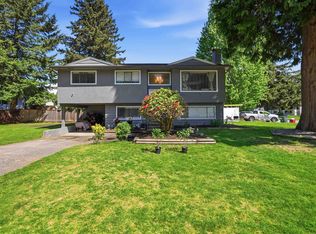 20783 Thorne Ave, Maple Ridge, BC V2X 7R1