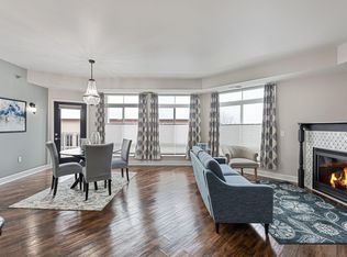 649 Old Highway 8 NW APT 215, New Brighton, MN 55112