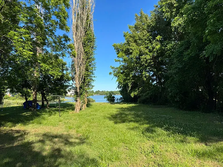 112 Cherry Acres Dr — Photo 10