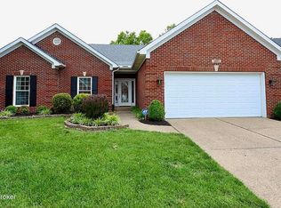 1403 Wellington Club Ct, Louisville, KY 40245