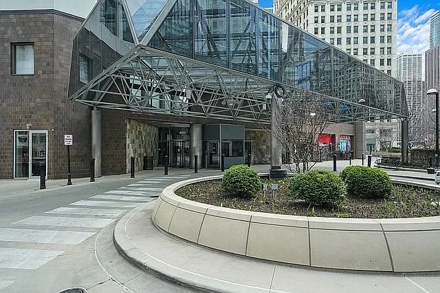 405 N Wabash Ave #502 — Photo 24
