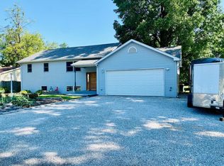 2412 Pine St, Granite City, IL 62040