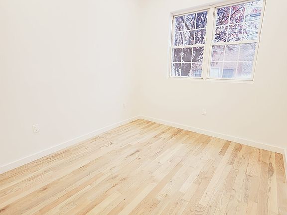 4th image of 81 Stuyvesant Ave #102