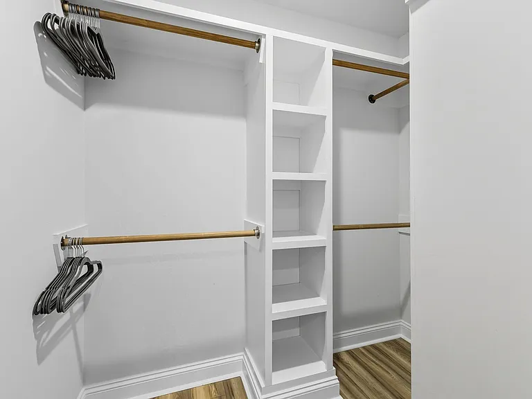 5017 Hamilton Cir — Photo 17