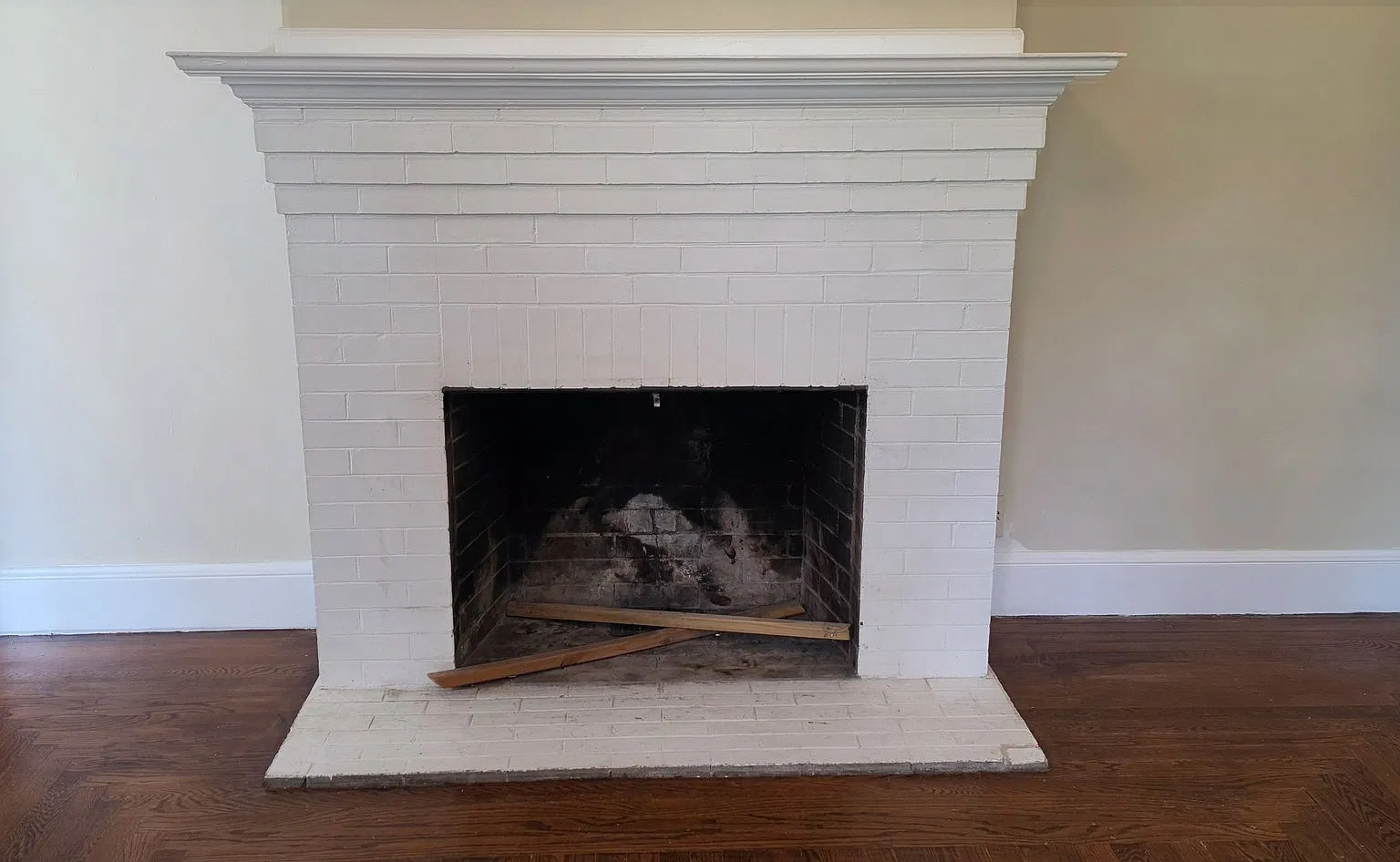 Spacious 3-Bed, 1-Bath Duplex Unit in Bunker Hill, Waterbury - Available Nov 2026 — Photo 4