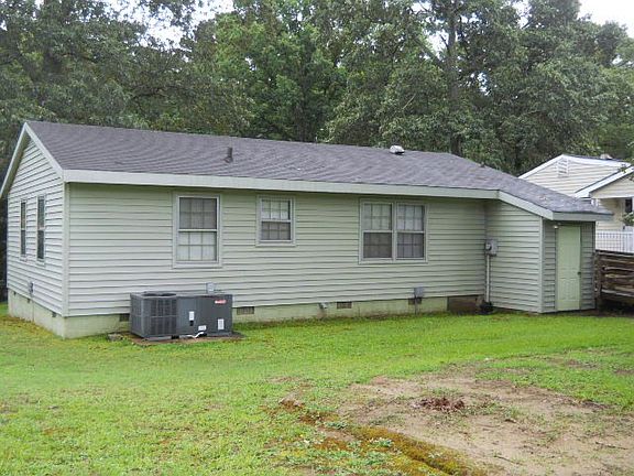 2nd image of 118 Southgate Dr