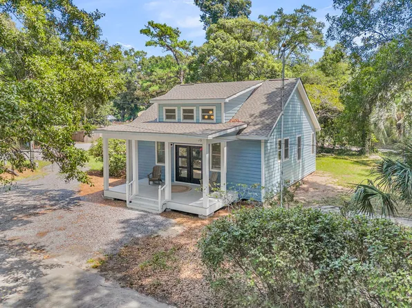 6094 Chisolm Rd, Johns Island, SC 29455