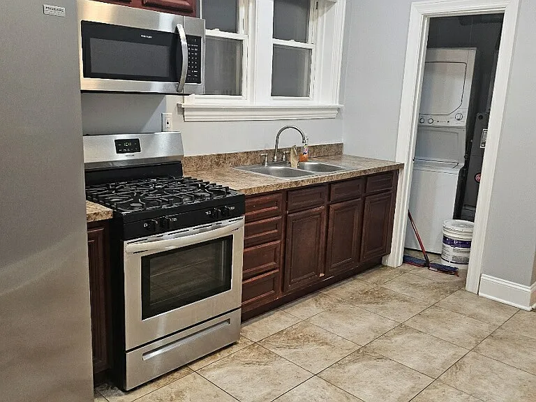 7725 S Essex Ave #2 — Photo 7