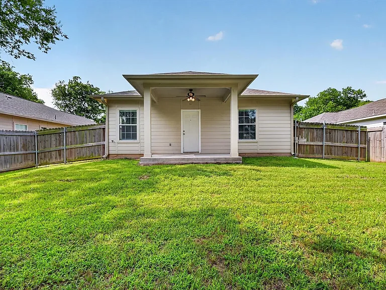 4404 Harris St — Photo 22