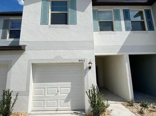 4433 Globe Thistle Dr, Tampa, FL 33619