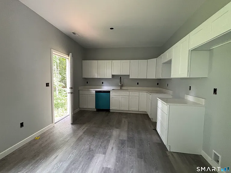 9 Putnam Park Rd — Photo 11