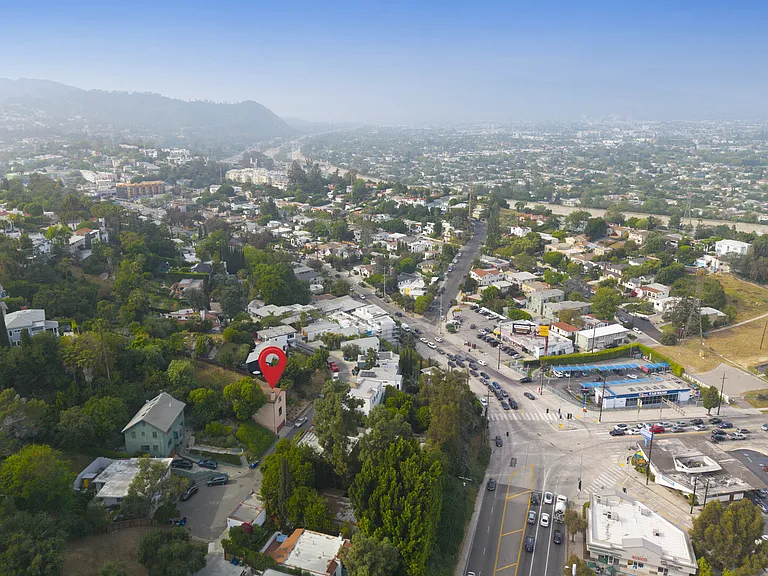 Ivan Hill Ter — Photo 38