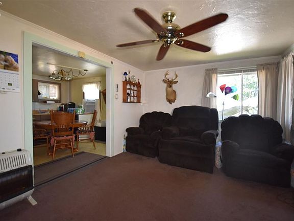 4th image of 240 N Tibbles Dr
