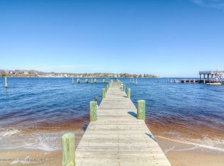 30 Cove Rd W, Bayville, NJ 08721