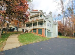 307 Mount Pleasant Dr, Locust Grove, VA 22508