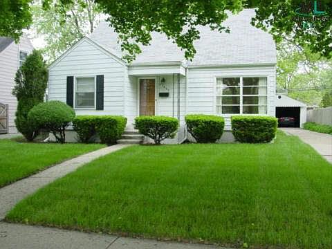 1st image of 23420 Rosewood St