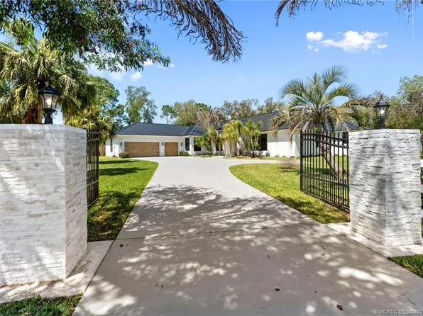 9856 SW Pueblo Ter, Palm City, FL 34990