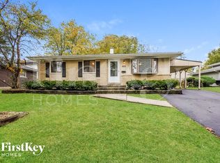 1003 Blackhawk Dr, University Park, IL