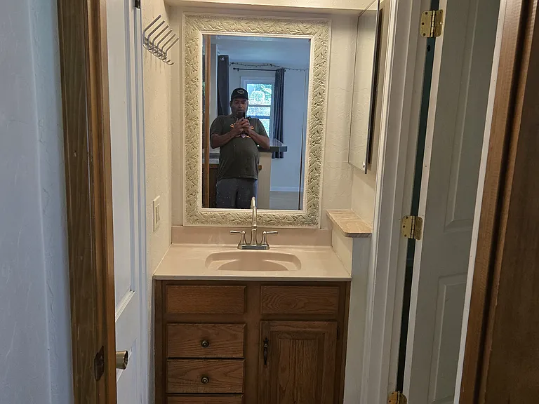 13835 NE 44th Pl #GUEST HOME — Photo 22