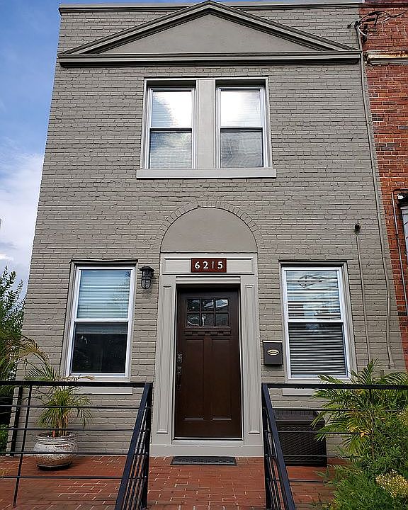 2019 Front of house