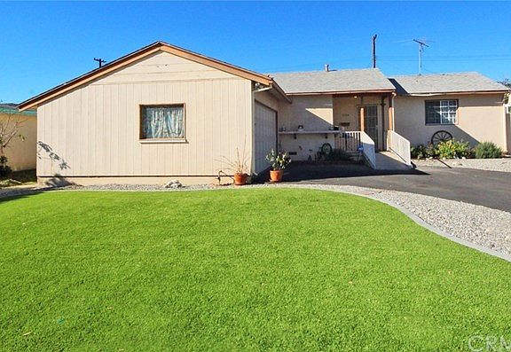 Immaculate water-wise turf lawn