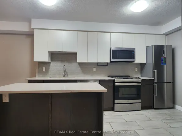 63 Arthur St S Unit 311, Guelph, ON N1E 0A8