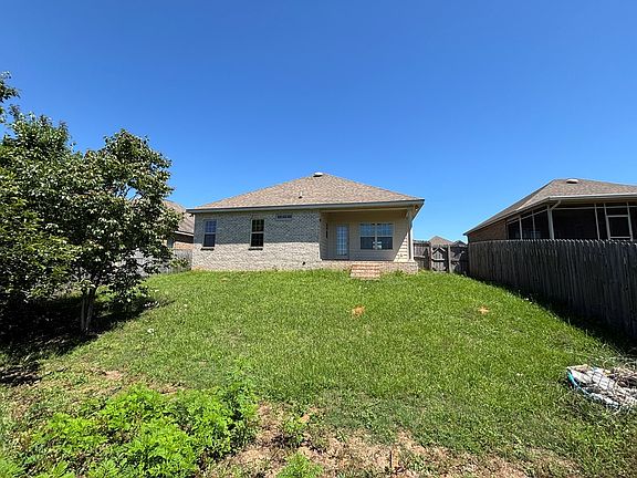 2nd image of 103 Abby Ln