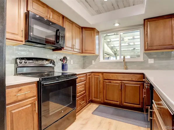 3933 S Boston Street, Denver, CO 80237