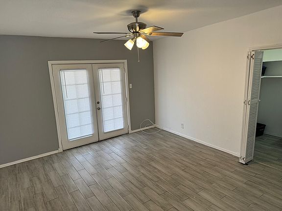 3rd image of 4303 Manchester Ave