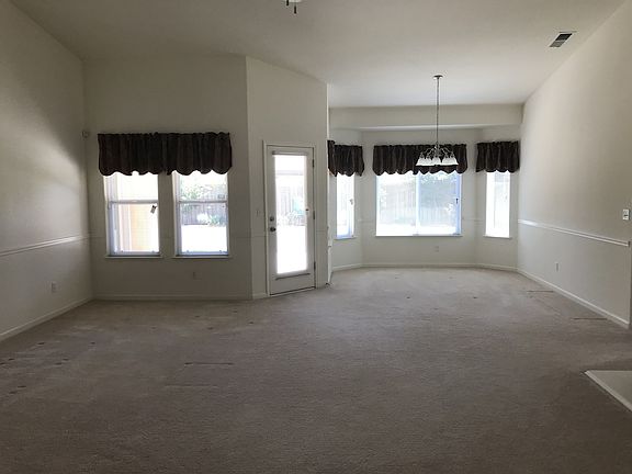 3rd image of 3205 W Connelly Ave