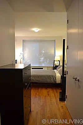 Sold by Urban Living | media 6