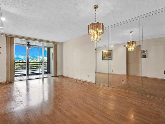 3rd image of 9450 Poinciana Place #307