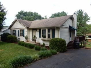 6200 Newport Dr, Lynchburg, VA 24502