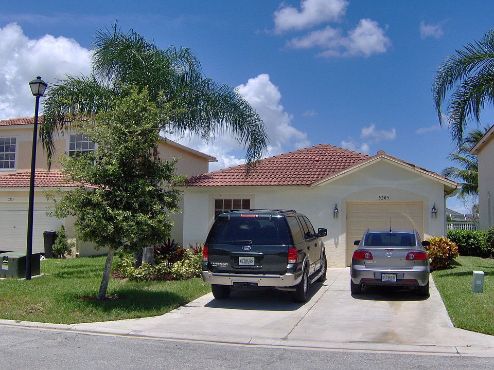 1st image of 5205 Canoe Bend Dr