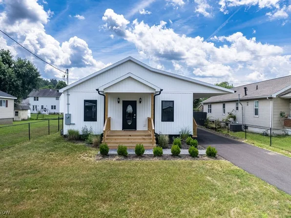 1318 21st St, Vienna, WV 26105